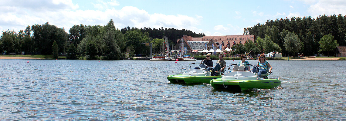 Mit Water-Pedelecs am Kleinen Brombachsee